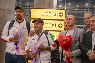 بازگشت تیم ملی چوگان به کشور پس از تاریخسازی