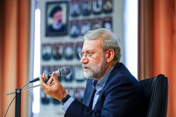 تصاویری دیدنی از حضور علی لاریجانی در یک مراسم