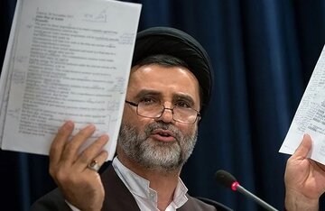 حمله تند نماینده مجلس به آمریکا/ قبل از حماقت آمادگی لازم برای یافتن جنازههای سربازانتان در دریا را داشته باشید