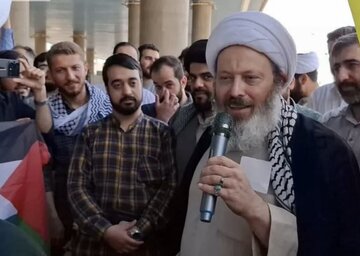 حمله شدید روزنامه اصولگرا به قاسمیان:خطا رفته ای،خلاف نظر رهبر عمل کرده ای، بنام مردم غزه هم فاکتور می زنی؟