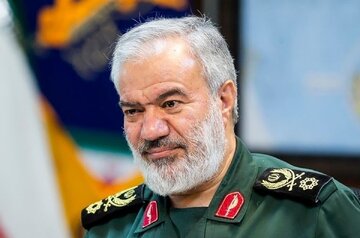 سردار فدوی: مسؤولان استکباری بارها به شکست خود اذعان کردهاند/ شهیدان اثبات کردند خلیج فارس برای دشمنان چیزی جز ذلت نخواهد داشت