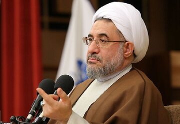 عضو شورای عالی حوزههای علمیه: ابزار لازم برای ورود به جنگ نرم را در اختیار داریم/ نباید تصور کنیم که جبهه مقاومت از هرگونه خطا و آفتی مبرا بوده