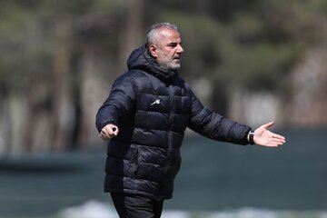 عکس | بازگشت مترجم جنجالی کارتال به کادر پرسپولیس