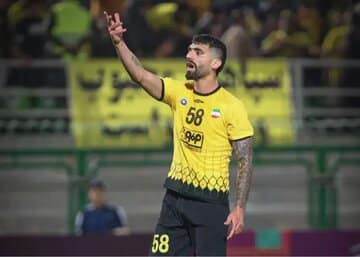 عکس | شوک بزرگ به استقلال؛ ستاره سپاهان تمدید کرد!