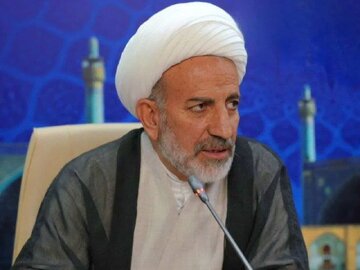 نماینده مجلس: آمریکا اگر تحریم‌ها را لغو کند، ایران مسیر غنی‌سازی را مدیریت خواهد کرد تا به بمب هسته ای نرسد/ ساخت بمب هسته‌ای خط قرمز است