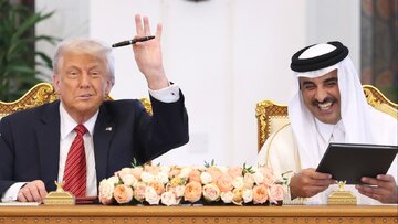 هدیه ۳۲.۶۴۰.۰۰۰.۰۰۰.۰۰۰ تومانی امیر قطر به دونالد ترامپ