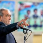 پزشکیان: اینطور نیست که اگر نخواهند مذاکره کنند و ما را تحریم کنند از گرسنگی بمیریم/ افراد نباید به واسطه جنسیت، قومیت و گرایش سیاسی کنار گذاشته شوند