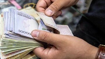 یک خانواده ۴ نفره در سال ۱۴۰۴ چگونه امرار معاش می‌کند؟/ جدول