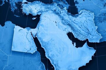 با بالاگرفتن تنش‌های نظامی  انگلیس به کشتی های حاضر در خاورمیانه هشدار داد