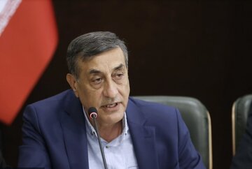 حضور معاون پزشکیان در میان حادثه دیدگان حمله اسرائیل/ حتما انتقام خواهیم گرفت