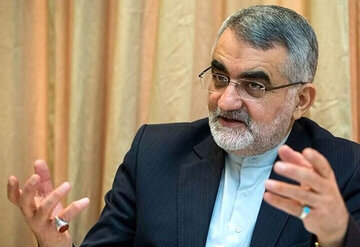 حمایت نماینده مجلس از مدنی زاده برای تصدی وزارت اقتصاد/ سوابق اجرایی او برای وزارت اقتصاد برای موفقیت کفایت می‌کند