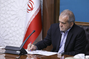 دستور ویژه پزشکیان برای حل مشکل ناترازی‌های انرژی/ مشکلات سرمایه‌گذاران و تولیدکنندگان برق رفع شود