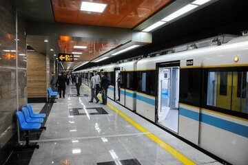 سرویس‌دهی مترو به فرودگاه مهرآباد تعطیل شد