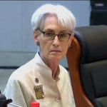 شرمن: در روزهای آتی چیزی جز اصول کلی اعلام نخواهد شد/ دانش ایرانی‌ها را نمی‌شود بمباران کرد/ ترامپ از سوی آمریکا و اسرائیل تحت فشار است