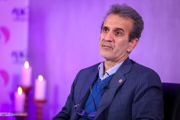 فردای صلح؛ دوست دارم فقط یک بار پدرم را بغل می‌کردم