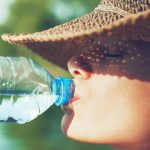 هر روز چقدر باید آب بنوشیم؟