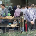 هیچ کمبودی در تأمین نان وجود ندارد/ آغاز فعالیت نانوایی‌های سیار طی روزهای آینده