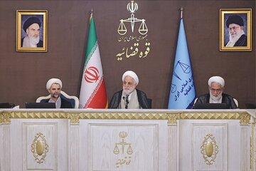 وعده محسنی اژه ای برای تغییر و تحول در عرصه مبارزه با فساد و گزینش کادر قضایی/ باید از حواشی پرهیز کرد