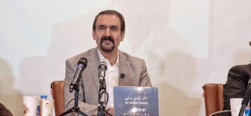 پاسخ سنایی به مقایسه برکناری ایلان ماسک با ظریف؛البته بی‌شباهت هم نیست…