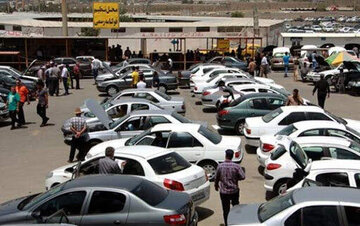 پیش‌بینی مهم یک کارشناس از وضعیت بازار خودرو در ماه‌های آینده/ کاکایی: در این حالت منتظر تغییر جدی در بازار باشید