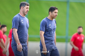 آب پاکی سرمربی پرسپولیس روی دست مهاجم استقلال و مدافع قرمز؛ این دو را نمی‌خواهم!