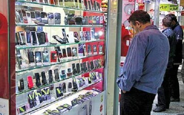 افزایش بی ضابطه قیمت در بازار تلفن همراه /لزوم برخورد سازمان حمایت