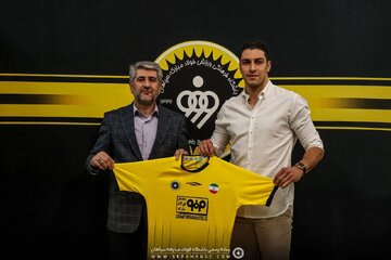 جلسه اخباری با مدیران سپاهان پس از حضور حسینی