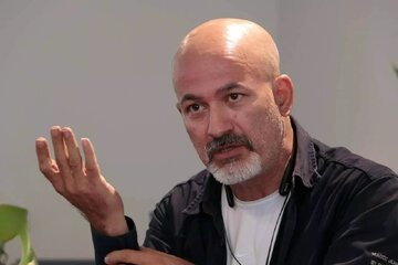 درویش:عادل فردوسی‌پور از هموطنان خواست لامپ‌های اضافی را خاموش کنند، مردم مصرف برق را پایین ‌آوردند/ اگر لایحه حجاب اجرا شده بود…