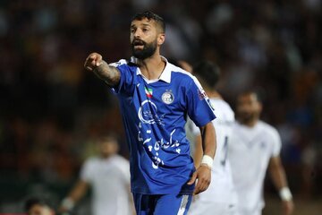 سربازی منتفی شد؛ مدافع استقلال ماندنی است!