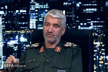 سردار فضلی: موشک سجیل از نظر دشمن، خارج از محاسبات معمول است/ در برخی از شهرهای موشکی تاکنون تنها گوشه‌هایی از آنها برای مردم به نمایش درآمده است