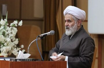 طائب: جنگ امروز، جنگ اطلاعاتی و امنیتی است / نیروهای مسلح سخت‌تر از گذشته درس پشیمان کننده می‌دهند