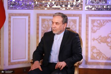 عراقچی: دنیا بداند ما از حقوق هسته‌ای مردم ایران دفاع خواهیم کرد