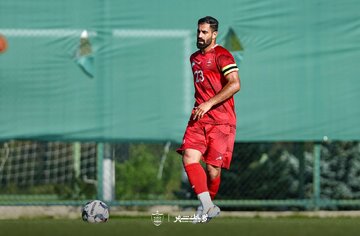 عکس| اتفاق عجیب در ترکیه؛ کاپیتان پرسپولیس قید بازوبند را زد!