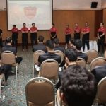 عکس| معارفه وحید هاشمیان در جمع پرسپولیسی‌ها