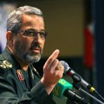 عکسی از پیکر شهید غیب پرور بر دوش سربازان/ سردار در زمان شهادت شهید سلامی در نزدیکی او حضور داشت