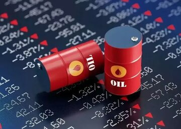 نفت به مرز ۷۰ دلار برگشت/تهدید تعرفه‌ای ترامپ بازار نفت را لرزاند