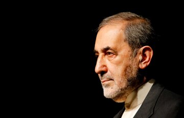 ولایتی:دالان زنگزور به معنای محاصره زمینی ایران است/ با اعزام نیرو به مرزها سیاست پیشگیری فعال را اجرا کردیم/مردم آذربایجان مقابل عثمانی ایستادند