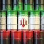 کاهش قیمت نفت پس از تأکید دوباره ایران بر عدم اشاعه هسته‌ای / بازار در انتظار تصمیم اوپک‌پلاس