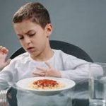 کم خوری کودکان در این روزها طبیعی است؟