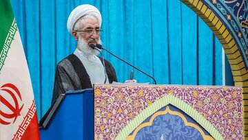 کنایه رشیدی کوچی به به برگزاری نماز جمعه با امامت کاظم صدیقی/ چه انتخاب دقیقی آفرین!/ به لجبازی خود با مردم ادامه دهید…