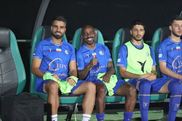 یک بازیکن دیگر هم از استقلال جدا شد