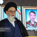 امام جمعه بخش مرکزی یزد: برخی از خواسته‌های جبهه اصلاحات مطالبات دشمن است / امام جمعه ایلام: پیشنهاد تعلیق غنی سازی همان مسیری است که لیبی رفت
