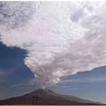 بلند شدن بخار و گاز از دماوند یعنی فوران و انفجار آتشفشان؟/ پاسخ به یک سوال مهم: فعال شدن آتشفشان قابل پیش‌بینی است؟