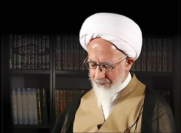 تعبیر آیت الله جوادی آملی از خبرنگاری و گزارشگری: هم بدنه‌ای دنیایی دارد و هم روحی ملکوتی/ دروغ رسانه های استکباری مثل زباله بدبوست