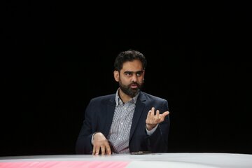 حرف های یهودی و مسیحی ستیزانه مشاور انتخاباتی جلیلی/ادعای عجیب ثابتی: مدتها است که قرآن سانسور می‌شود