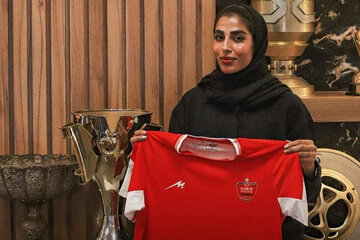خانم گل پرسپولیس ماندنی شد!