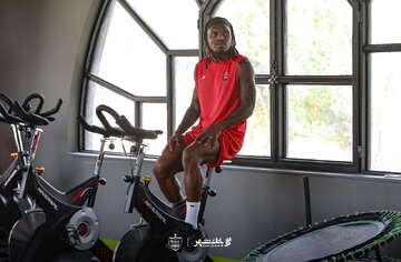 خبر بد برای پرسپولیسی‌ها و وحید هاشمیان