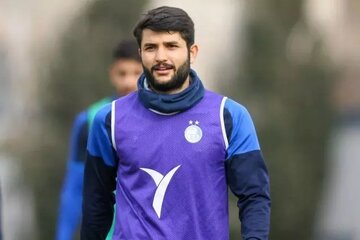دومین حمله هواداران استقلال پس از حسینی؛ عارف غلامی به استقلال برنگرد!