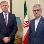 دیدار سفیر انگلیس با بقائی