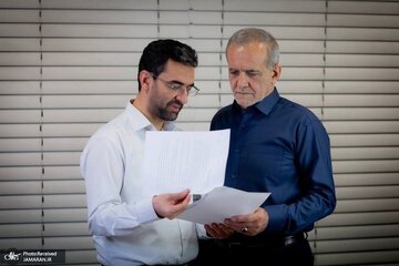 طعنه تند آذری جهرمی به دولتی‌ها؛ اگر جلسه‌هایتان تموم شد، یه کم هم کار کنید!
